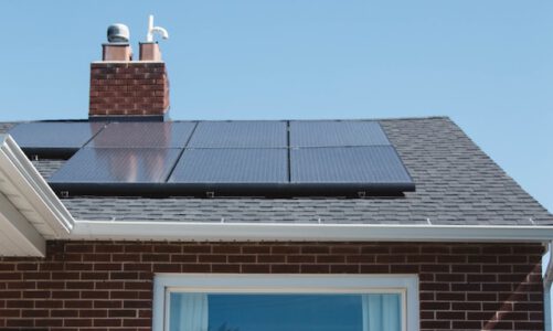 De voordelen van het installeren van zonnepanelen voor uw bedrijf