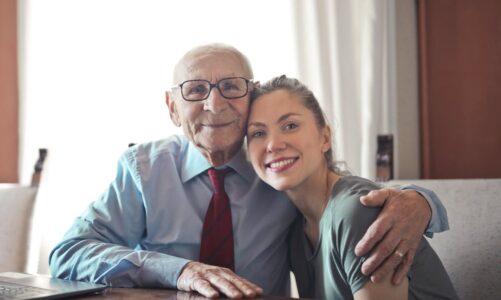Actief plezier hebben met anderen:  tips voor ouderen